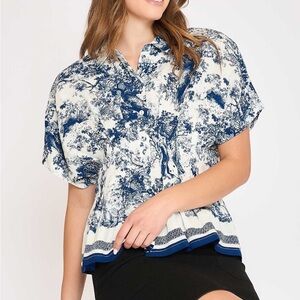 Umgee Navy and White Patterned Blouse